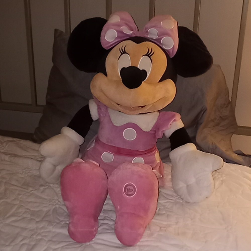 X-Large Disney Minnie Mouse Jumbo Stuffed Animal Plush Toy